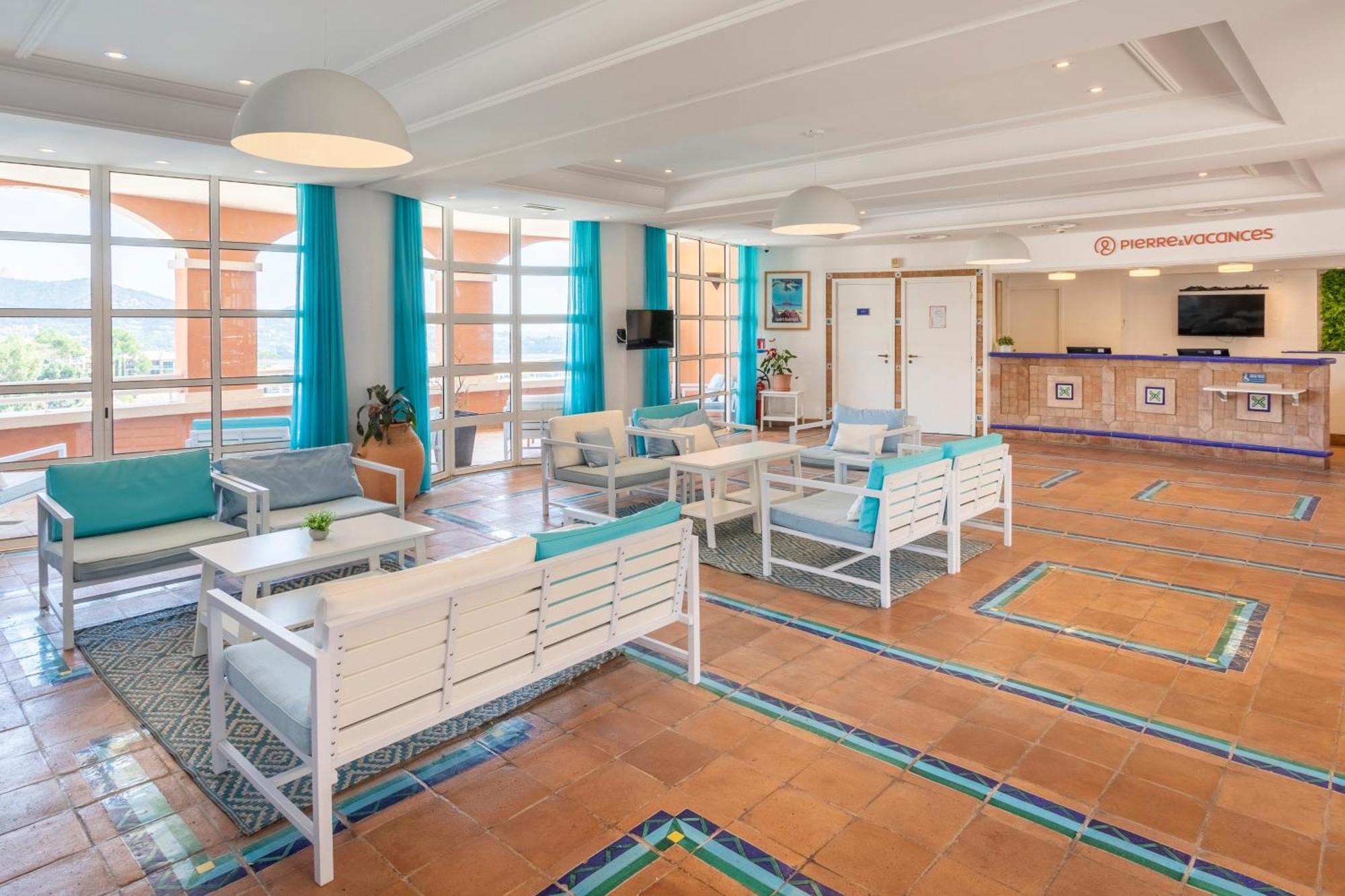 Hotel De L'Esterel Pierre & Vacances แซ็งต์-ราฟาเอล ภายนอก รูปภาพ