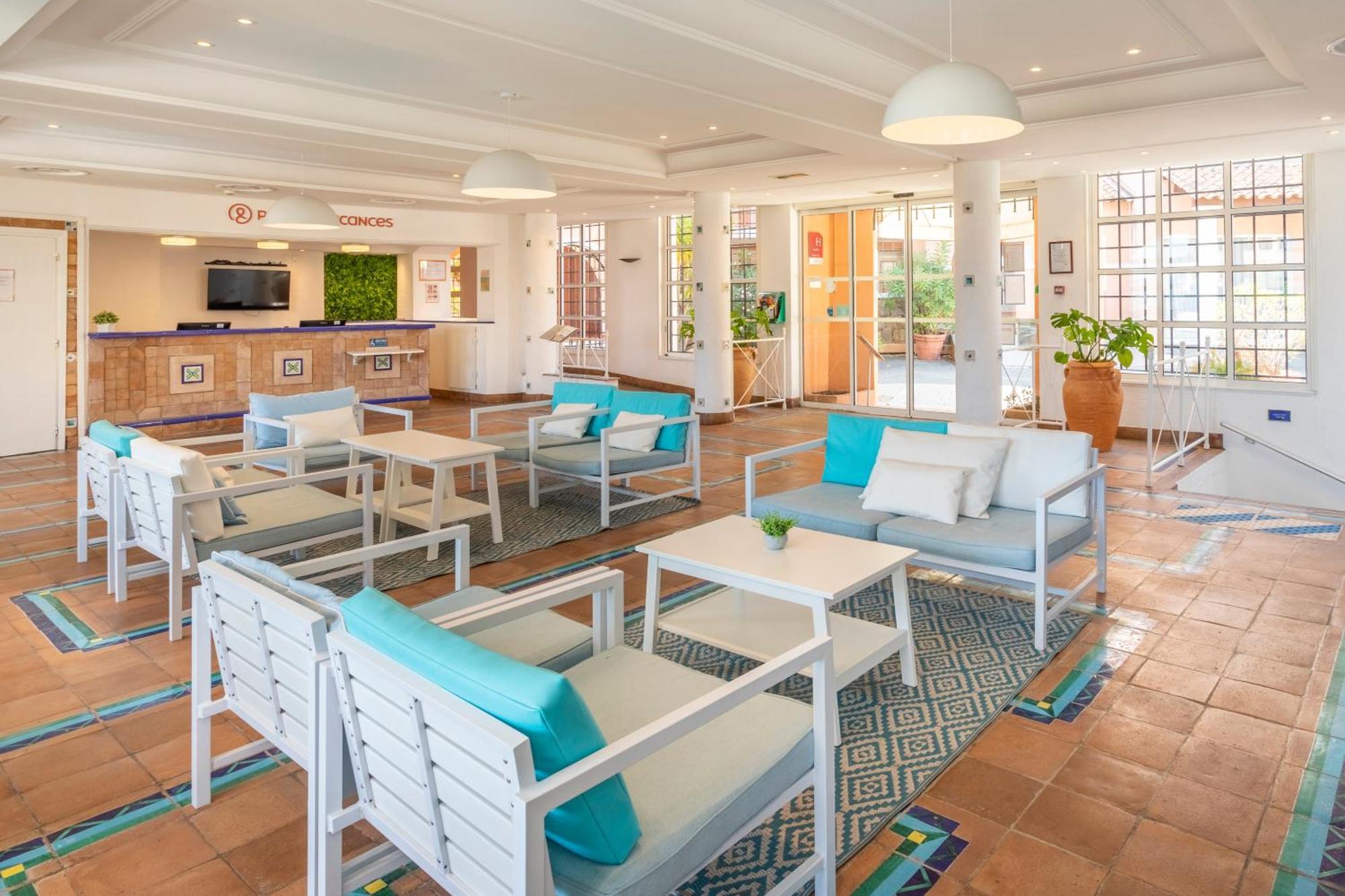 Hotel De L'Esterel Pierre & Vacances แซ็งต์-ราฟาเอล ภายนอก รูปภาพ